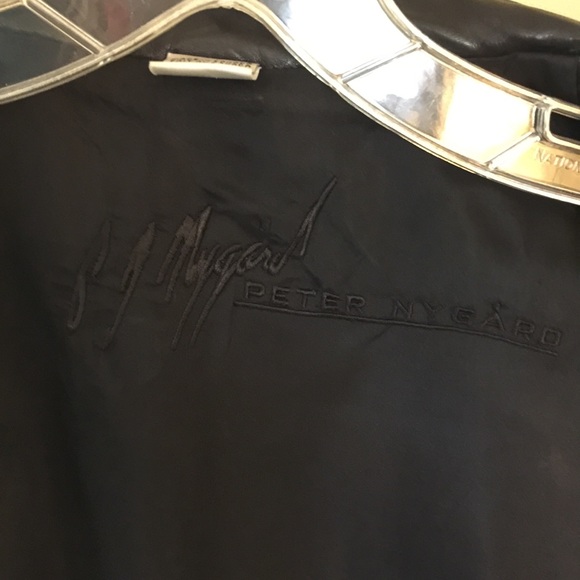 Lambskin Leather Vest in Black! Leather is “Everywhere” this Season! - Picture 7 of 9